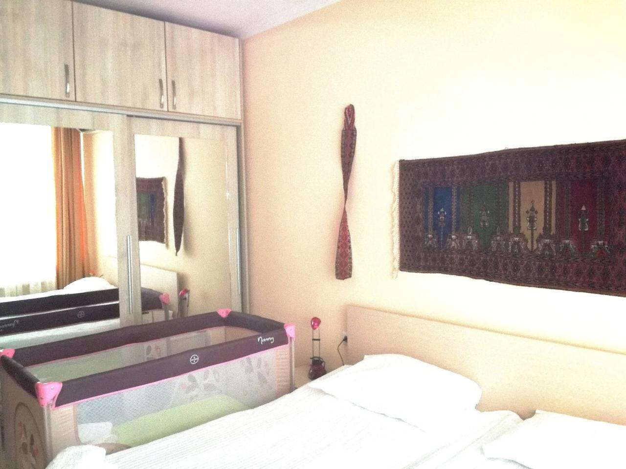Single Apartment In Searegal Compex Pantai Sunny Bagian luar foto
